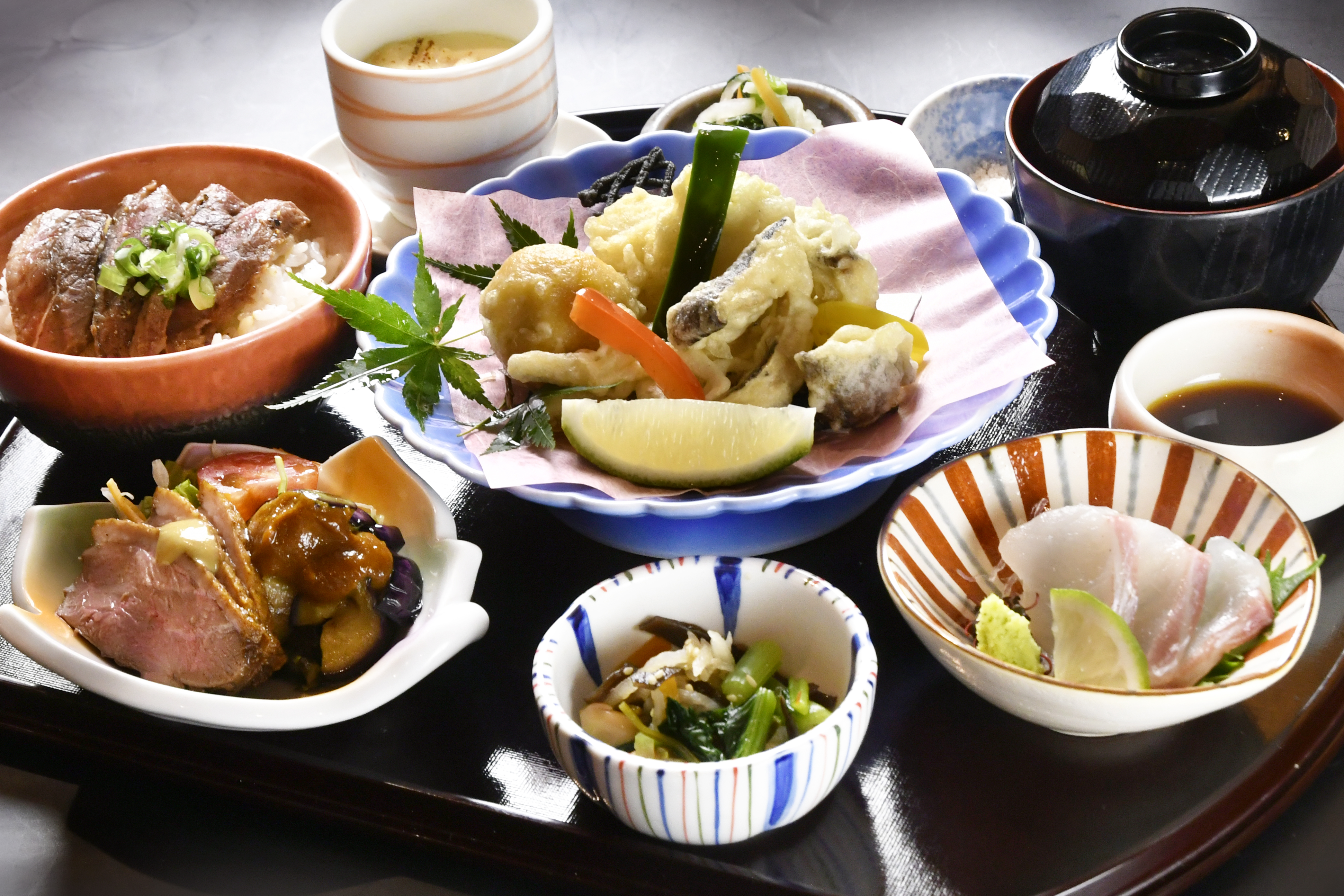 かなわ ekie店 | 牡蠣(かき)料理・広島料理 かなわ