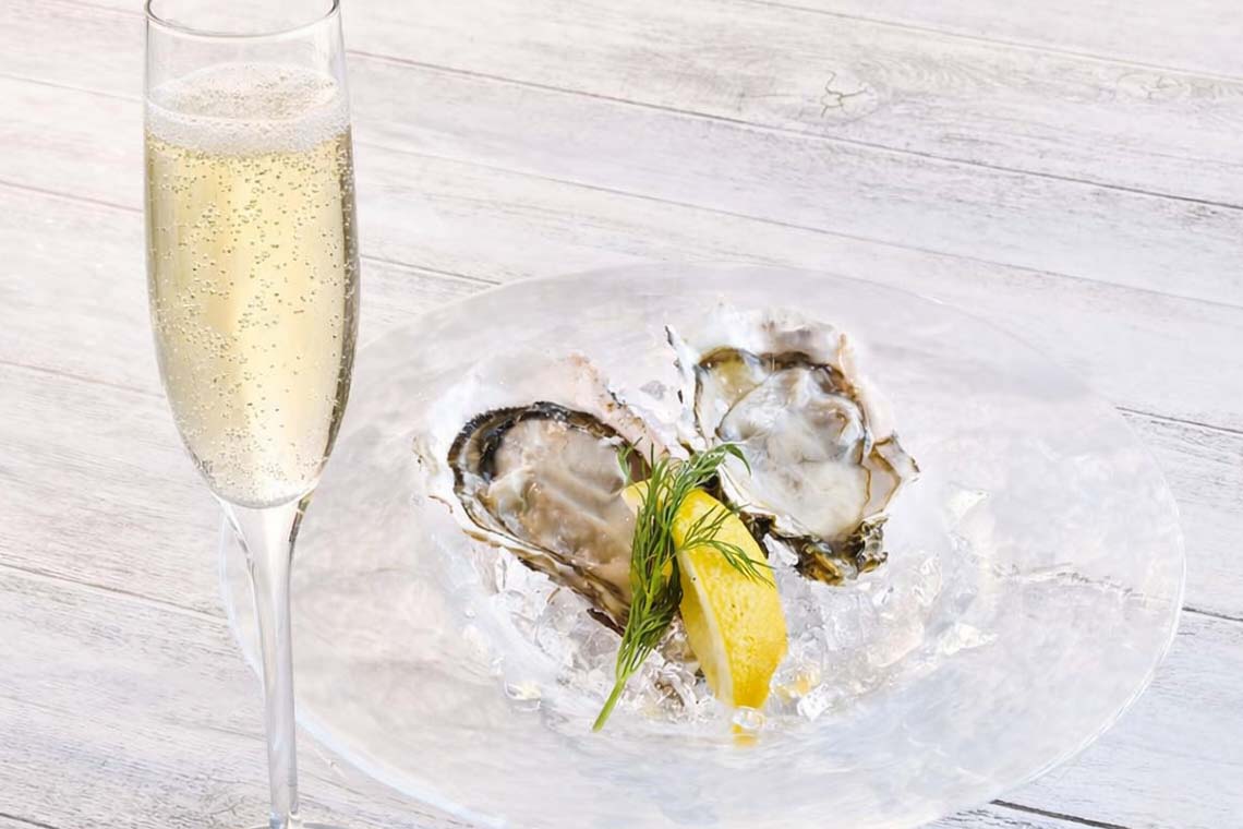 生かきとスパークリングワインセット